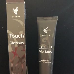 Yonique Glorious Face Primer